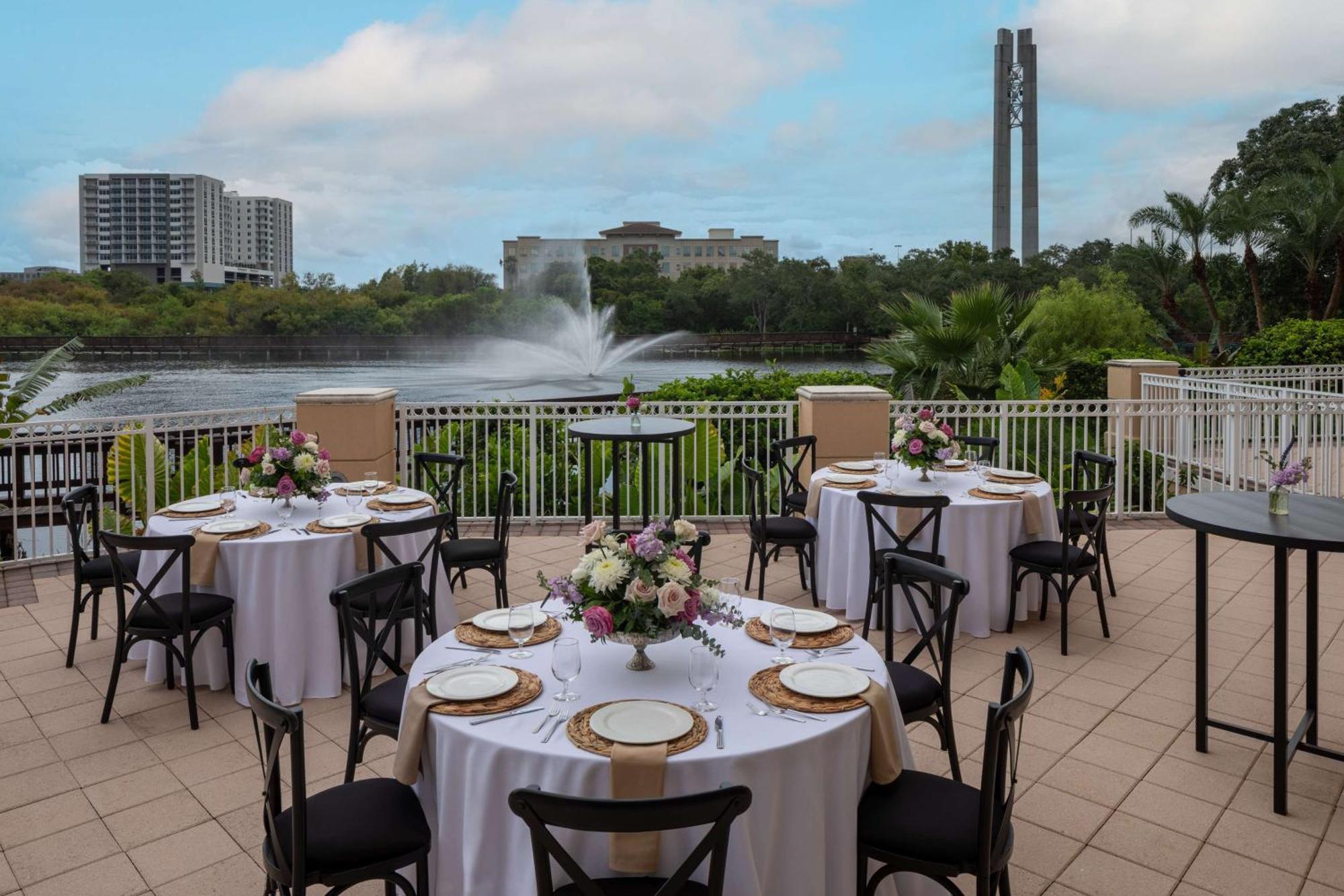Hilton St. Petersburg Carillon Park Hotel Exterior photo